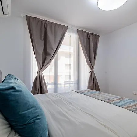 Apartment Seaside Luxury Complex And Saints Constantine and Helena