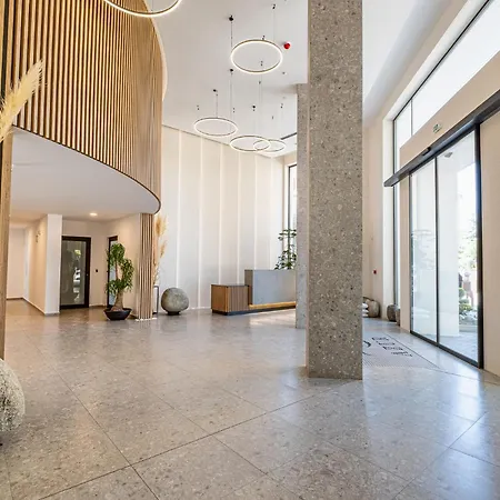 Апартаменты Seaside Luxury Complex And *