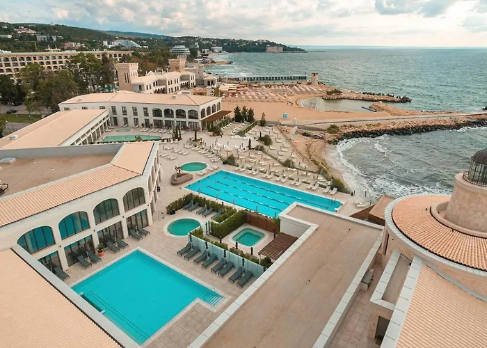 Διαμέρισμα Seaside Luxury Complex And Άγιος Κωνσταντίνος και Ελένη