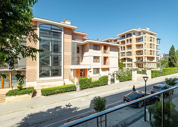 Seaside Luxury Complex And Διαμέρισμα *